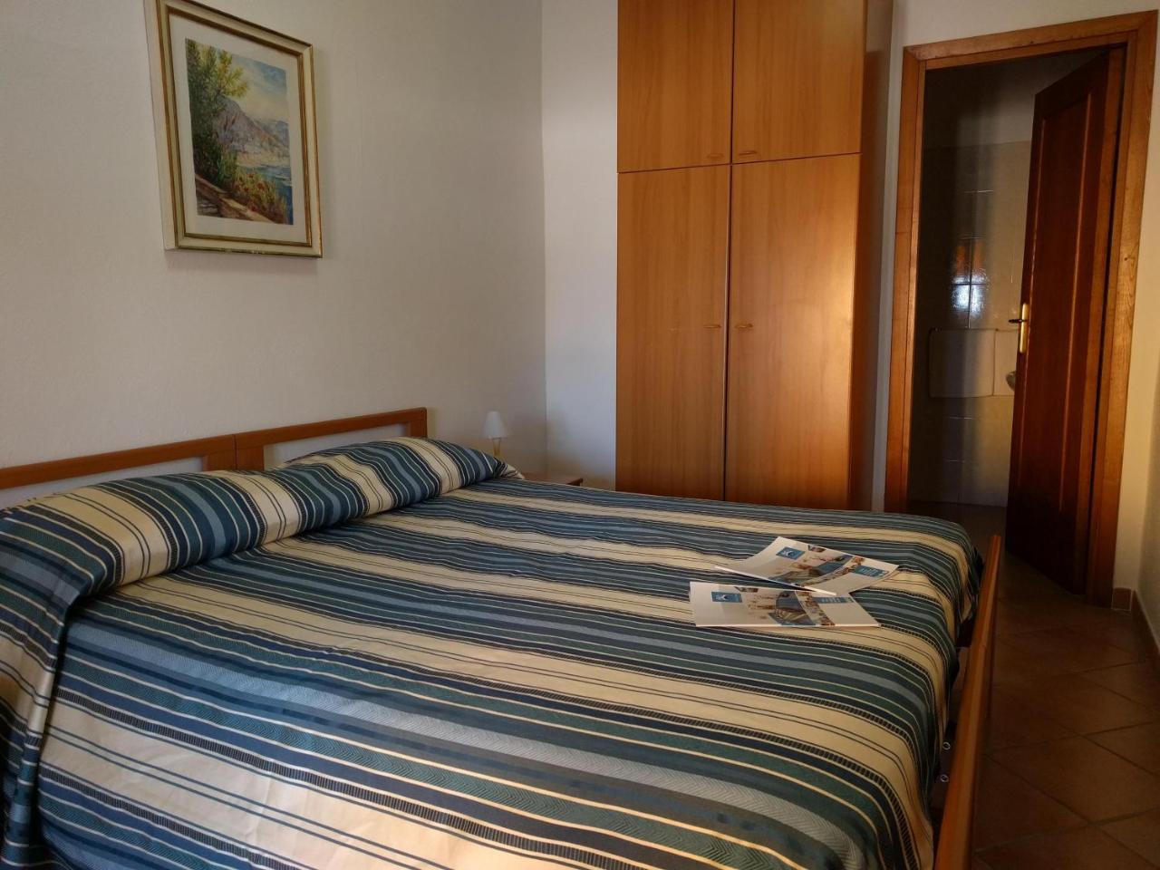 Hotel Conte - S. Angelo Bay 塞拉拉丰塔纳 外观 照片
